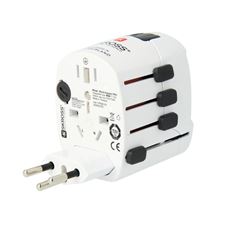 SKROSS cestovný adaptér PRO - World & USB, 6,3A max., uzemnený, vr. univerzálnej USB nabíjačky, pre cellý svet